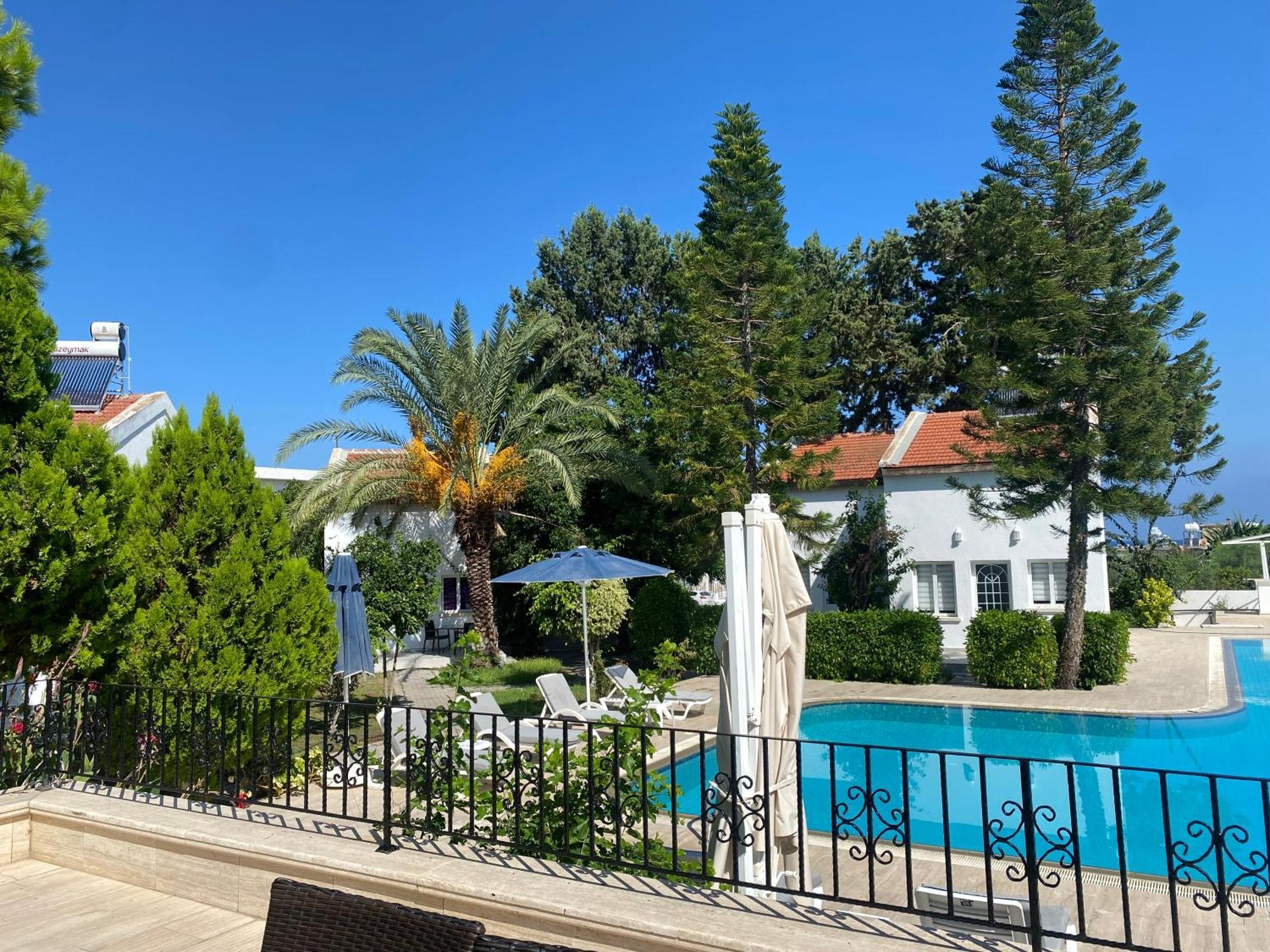 The Prince Inn Hotel & Villas Agios Georgios  Exterior foto