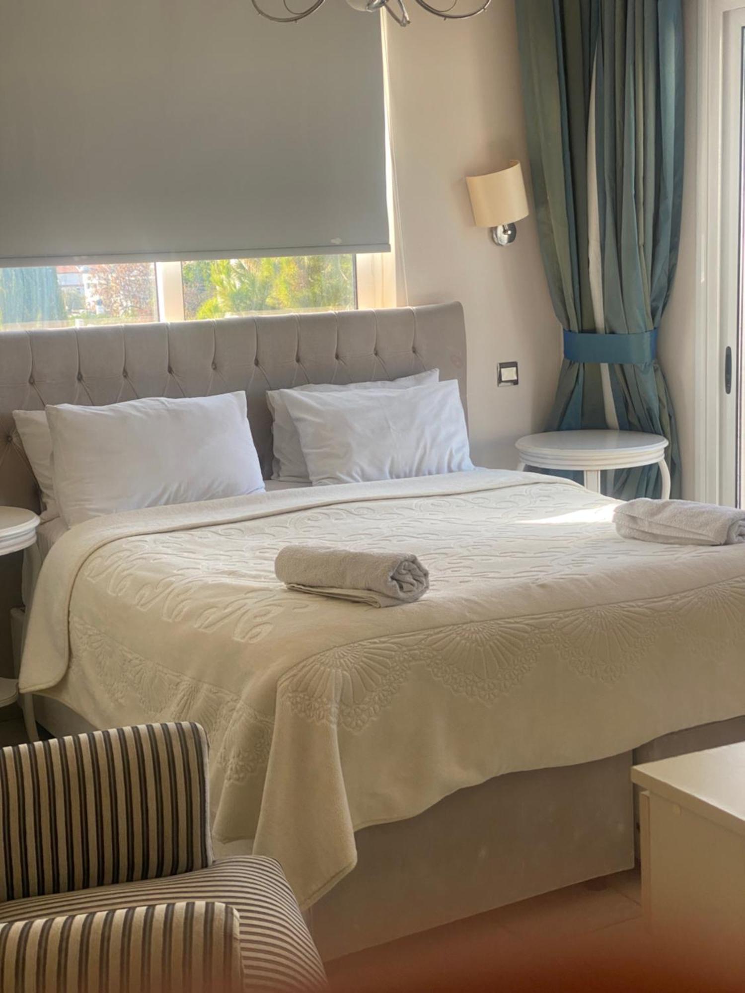 The Prince Inn Hotel & Villas Agios Georgios  Exterior foto