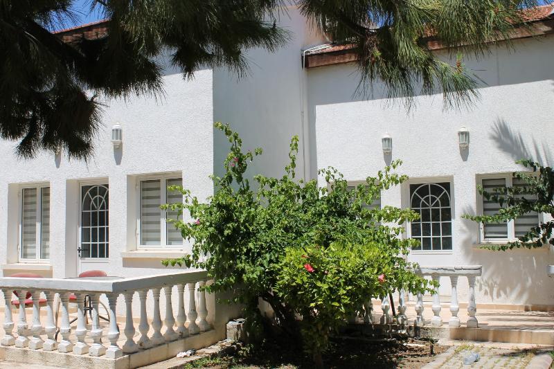 The Prince Inn Hotel & Villas Agios Georgios  Exterior foto