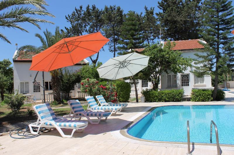 The Prince Inn Hotel & Villas Agios Georgios  Exterior foto